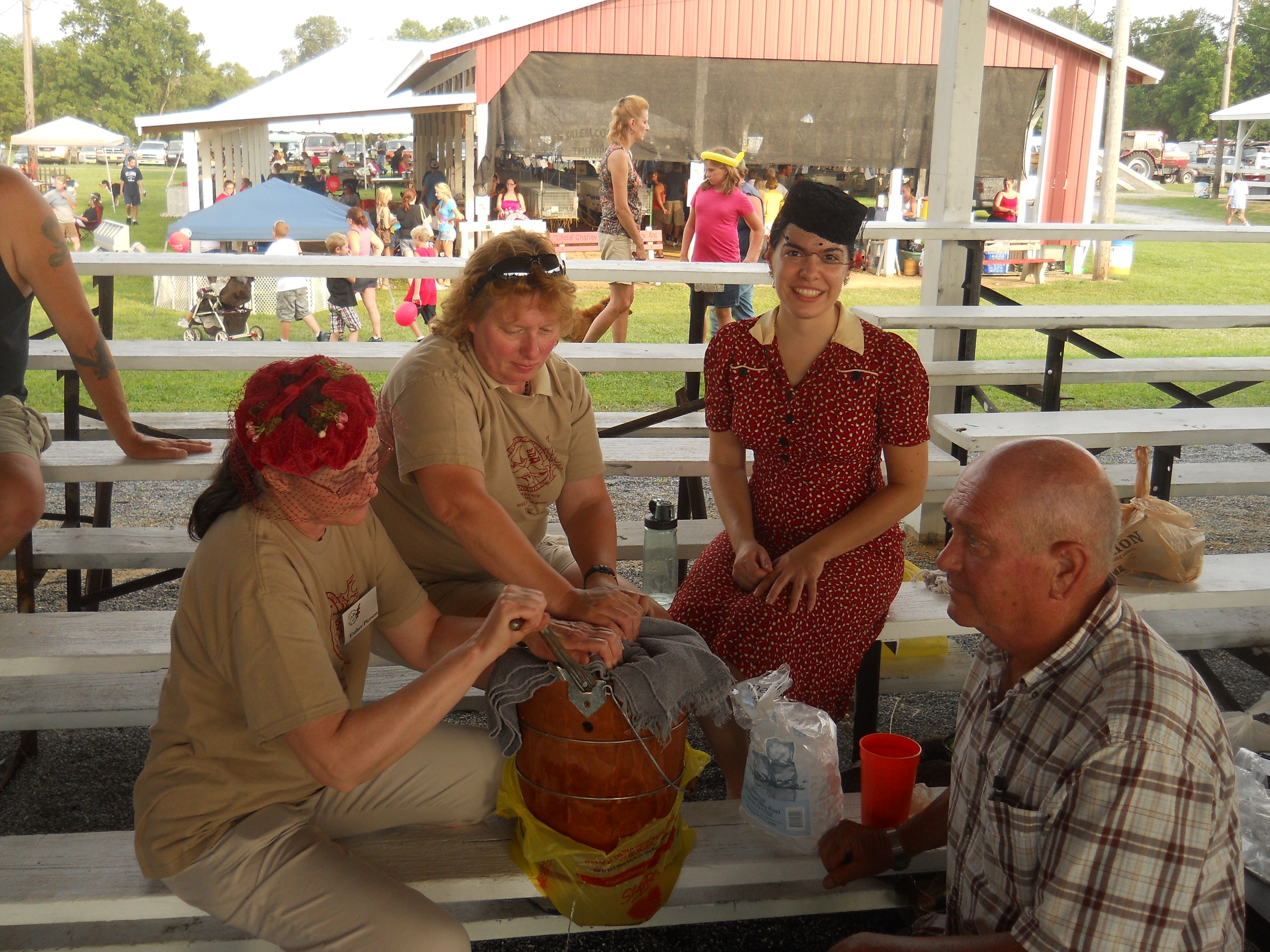 Once again, we participated in the Ice Cream Making contest, with a touch of vintage hats and clothing.